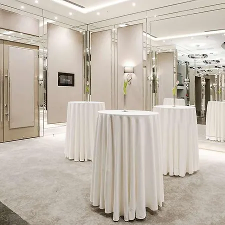 Occidental Hotel 4*